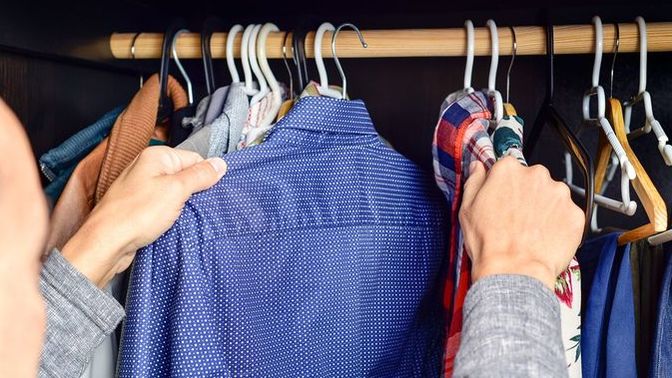 What should I wear at a wedding?
