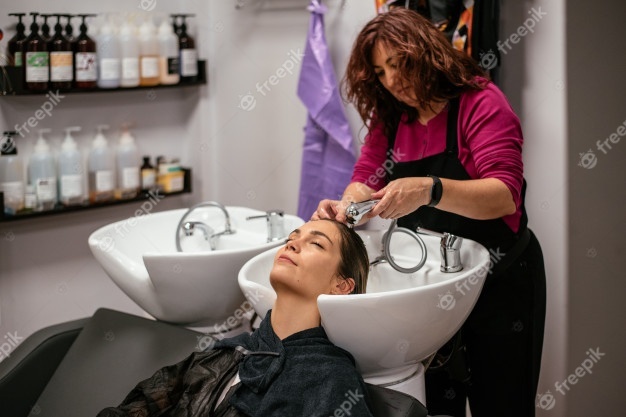 When you get a haircut do you try to chat with your barber?