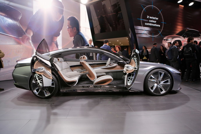 Hyundai Le Fil Rouge