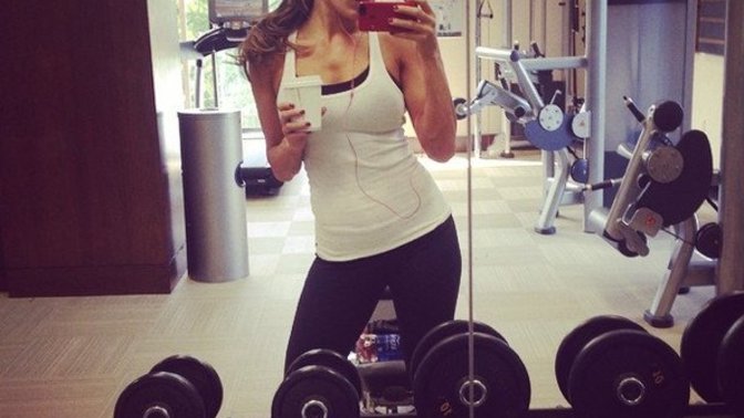 Why people need to track on video their everyday gym program and post it on social media?