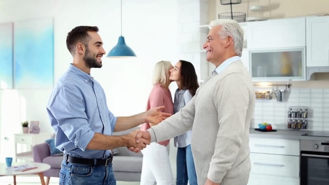 When should you introduce your partner to your parents?