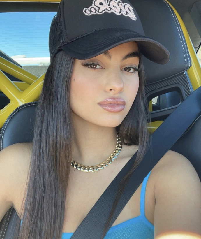EVEN THOUGH SHE IS GORGEOUS DO YOU FIND HER BEAUTY TO BE UNIQUE AND RARE?