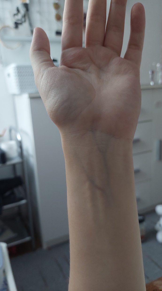 Are my veins blueish or greenish?