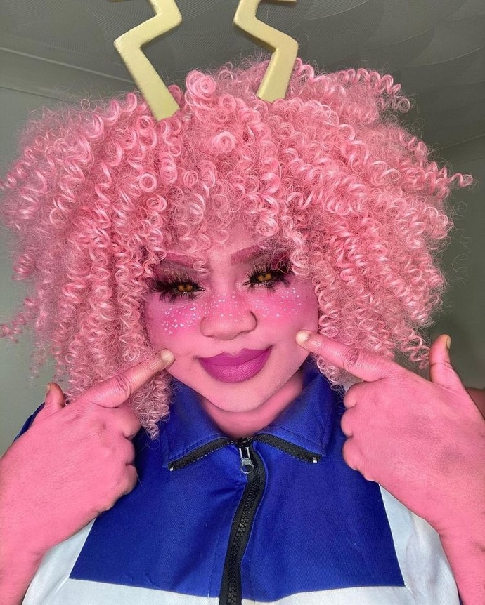 Why white people think that anime /manga character look. White?