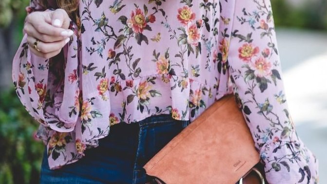 Is this outfit cute I plan to wear this when I ask for a guys number?