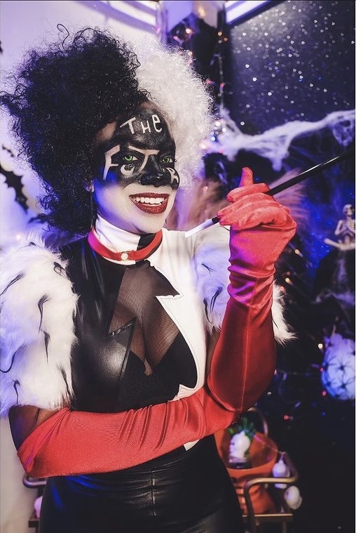Why is okay for black people to be whiteface but NOT okay for white people to be blackface?