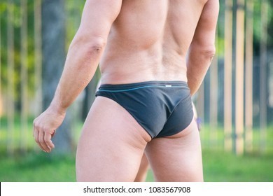 To the men who swim wearing speedos how do they feel?