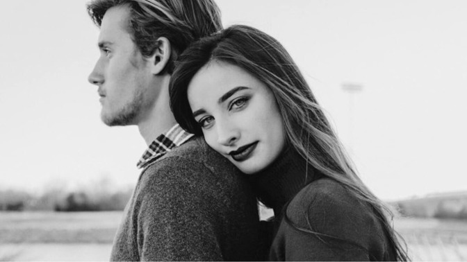 Guys, do you find extroverts or introverts sexier?