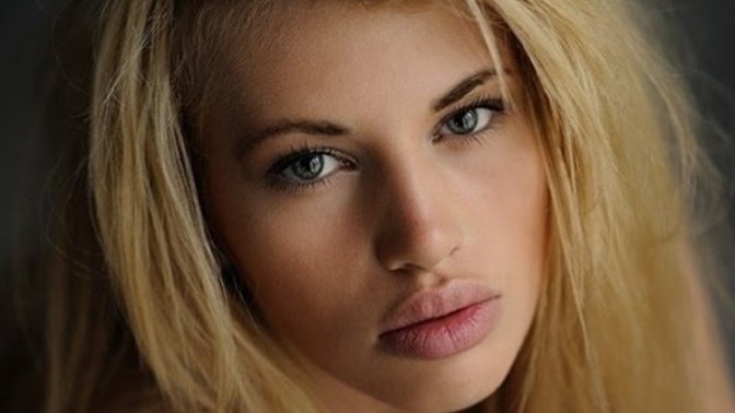 Do you like full lips?