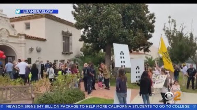 So tell me antivaxxers: do you approve of people harassing children and their parents walking to school because of your stance?