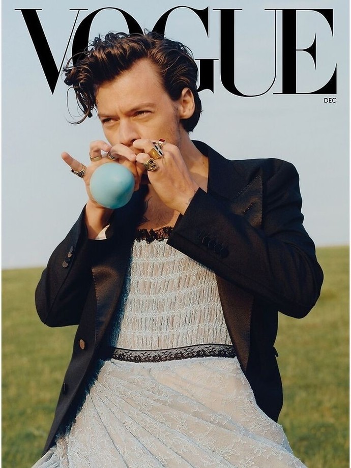 What do you think of guys wearing skirt? do you think harry style look great in that vogue cover?