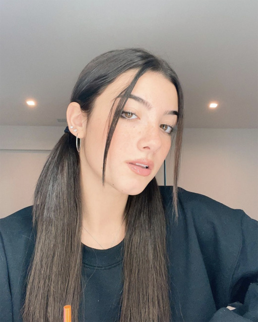 Why black women are not successful on twitch YouTube tik tok etc?