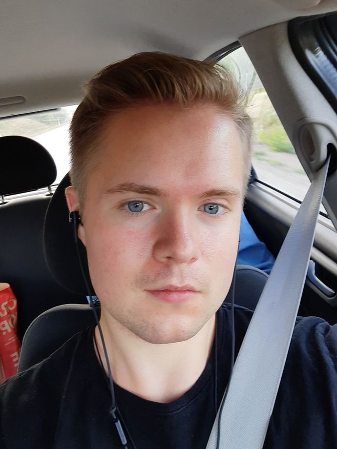 Deciding on hair length?