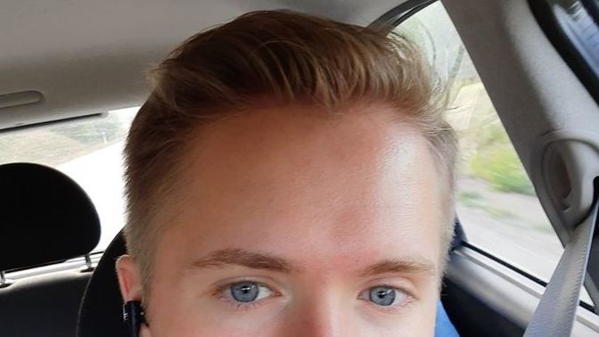 Deciding on hair length?