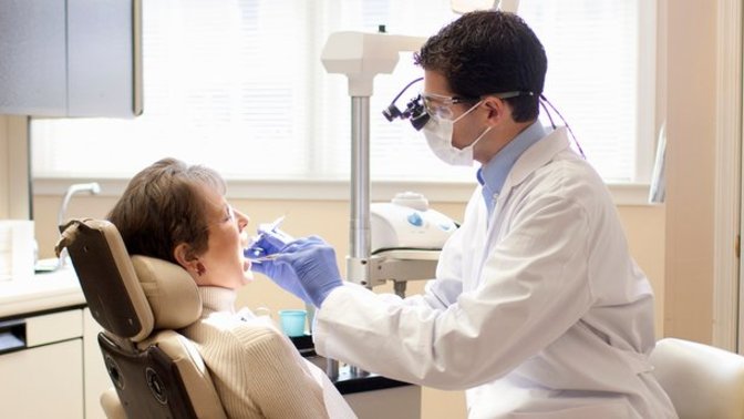 Why do dentist offices withhold pricing information from the public?