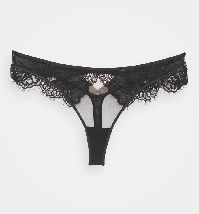 Is it unattractive that I sniff my girlfriend’s panties?