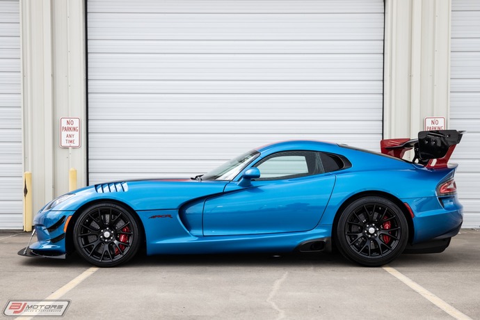 Which of these supercars photographed from the side is more appealing visually?