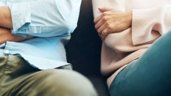 What causes a toxic relationship?