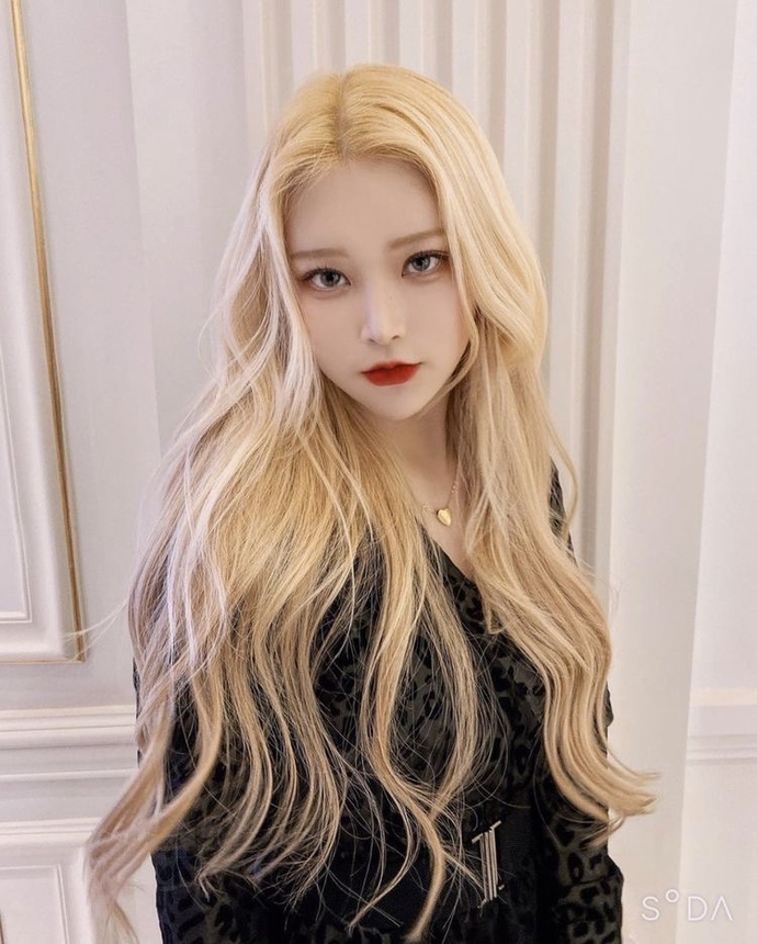 Do you like blonde women?