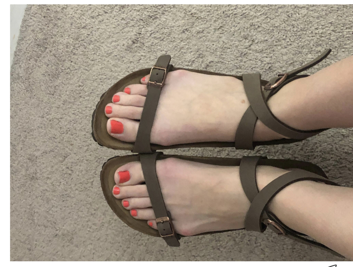Which sandals should I buy, I can’t decided on the color?