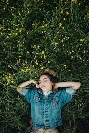 Am I Dating a shy girl or lie girl? (Part 1)?
