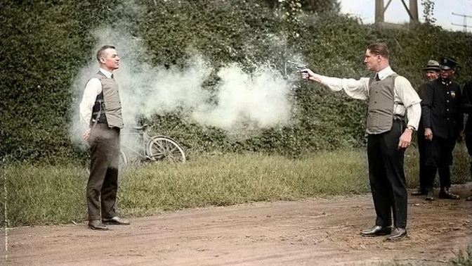 What's your thought on these historical 1900's color photos from England/United states, Which one is your favorite?