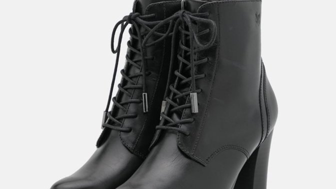 Which boots do you prefer - Elegant or Edgy?