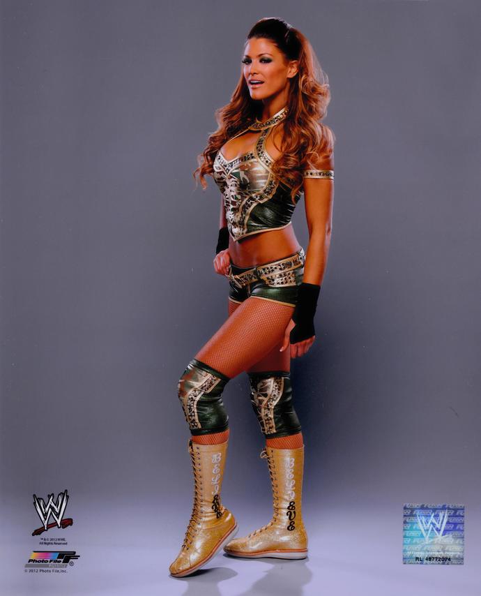 Carmella says she's the best looking thing in WWE, but what WWE female in history would you say looked better?