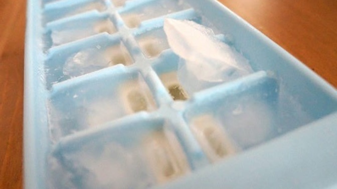 Do you think it is possible for ice cubes to get freezer burn?