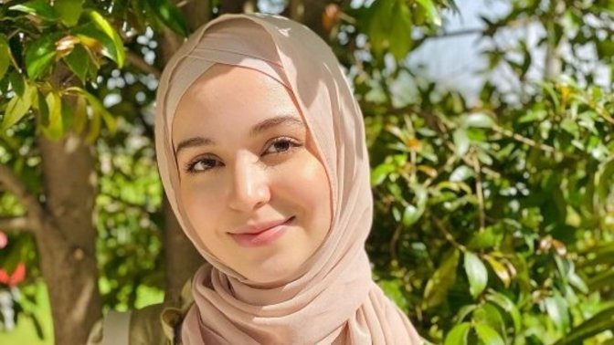 Why white people think that someone don't look middle Eastern if they have light skin?