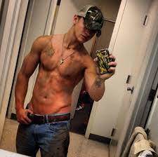 How do I get a date when I like older dudes?