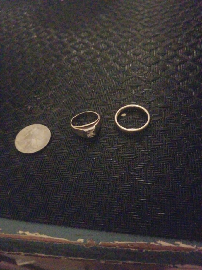 Have you ever found a random piece of jewelry and worn it and returned it?