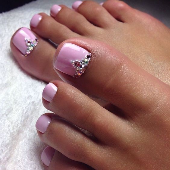 What kind of manicure/pedicure do you like?