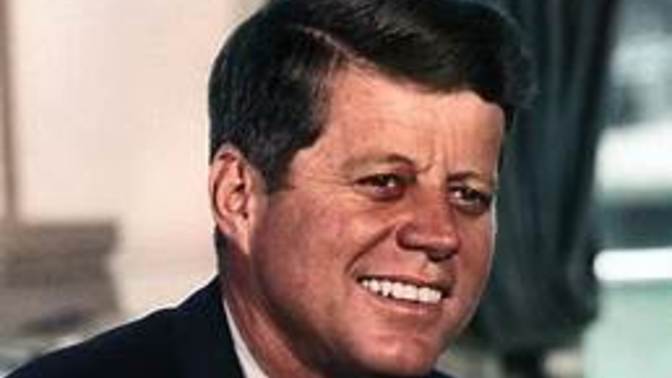 Why do unaffiliated lone gunmen like to assassinate Kennedy family members?