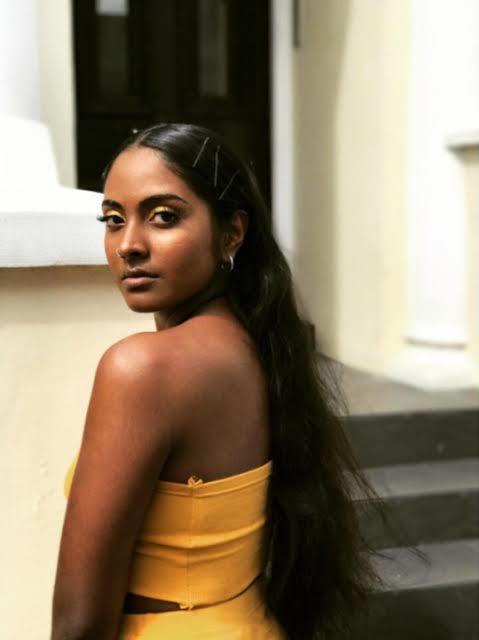 Can a woman be attractive if she has dark skin?