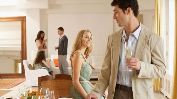Do you think attention from the opposite sex gives you a confidence boost?