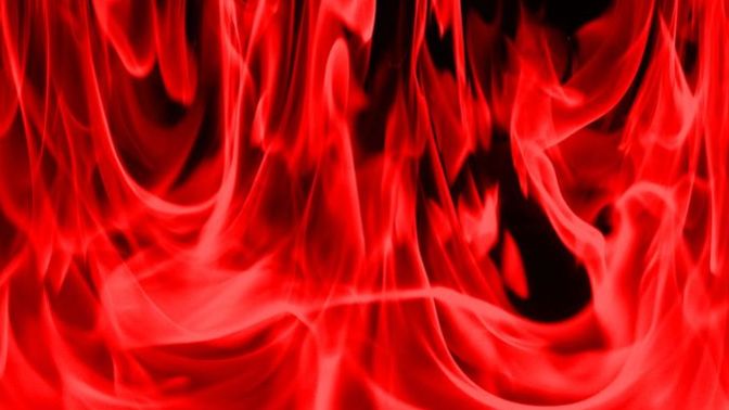 What color do you think of when you think of fire 🔥?