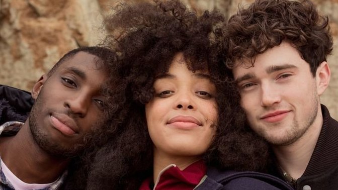 Guys, are you intimidated by girls that have a lot of guy friends?