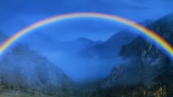 Need help with my dreams; Is this my past life I once lived or do I have some messed up dreams? What do these dreams mean?