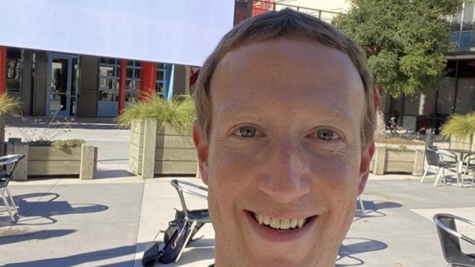 Have you ever noticed that Mark Zuckerberg doesn't have eyebrows?