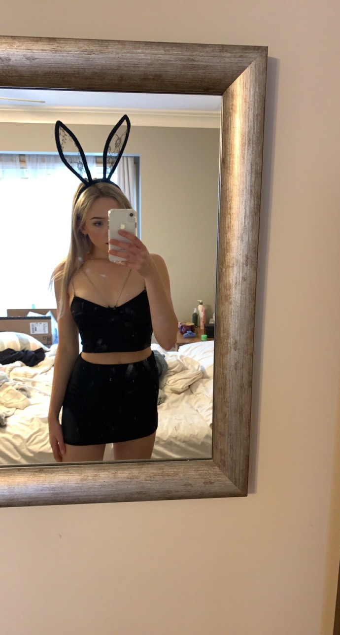 Which top should I wear with my Halloween costume ?
