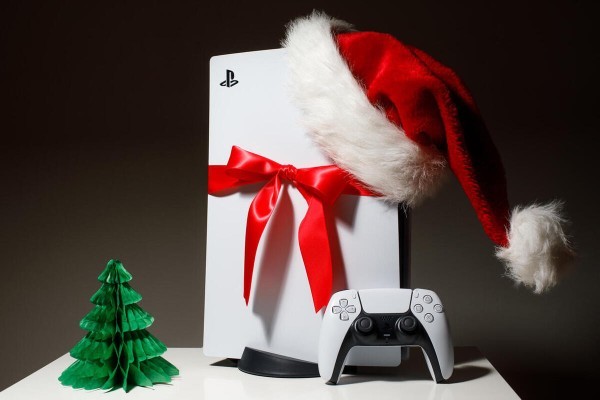 Considering Christmas is in two months, which sort of gift approach will you prefer to do for this holiday season?
