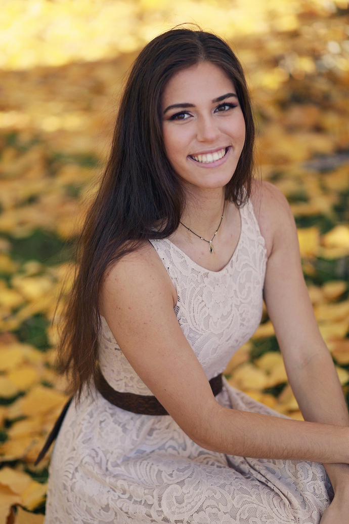 I took my sisters Sr Photos, what do you think?