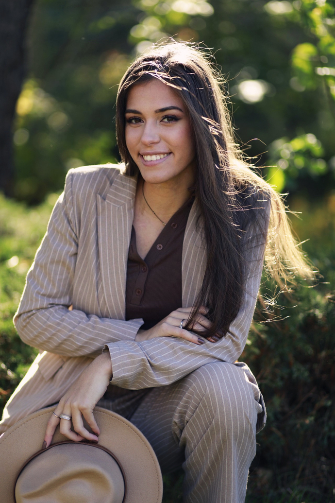 I took my sisters Sr Photos, what do you think?