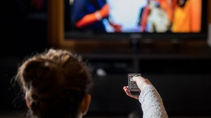Is watching tv all day unhealthy?