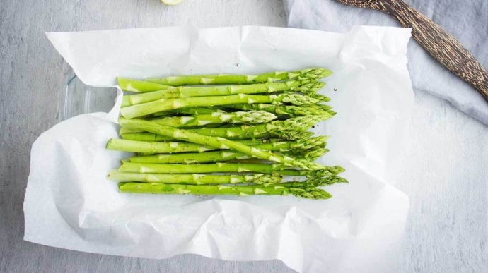 Does asparagus make your pee stink?