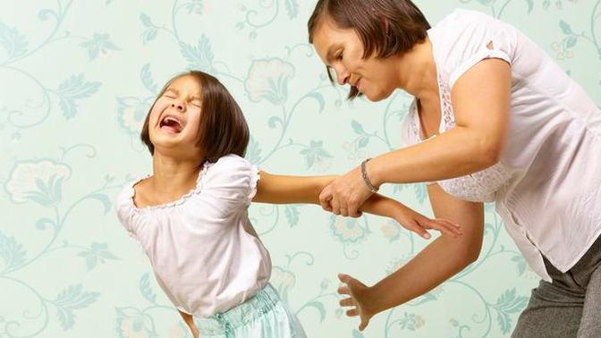 Do you side with psychologist theory that spanking your kids does more harm than good? Secondly, do you believe spanking should be made illegal?