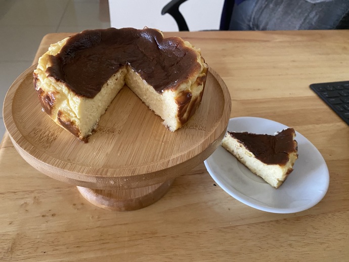 Burnt cheesecake