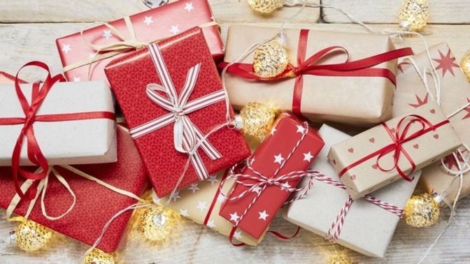 Store bought OR homemade gifts…?