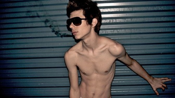 Are six packs on guys attractive?